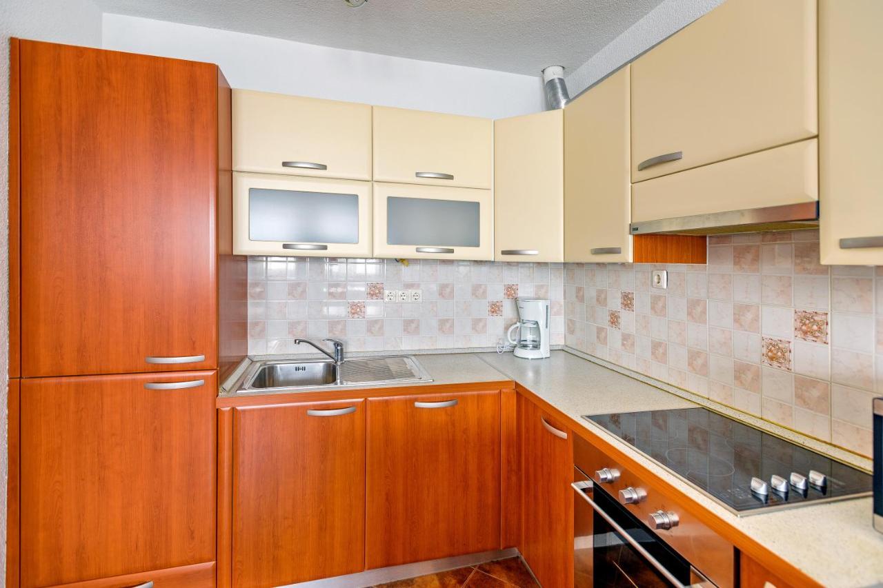 Comfort Apartments In Peaceful Area Zadar - With Garden ภายนอก รูปภาพ