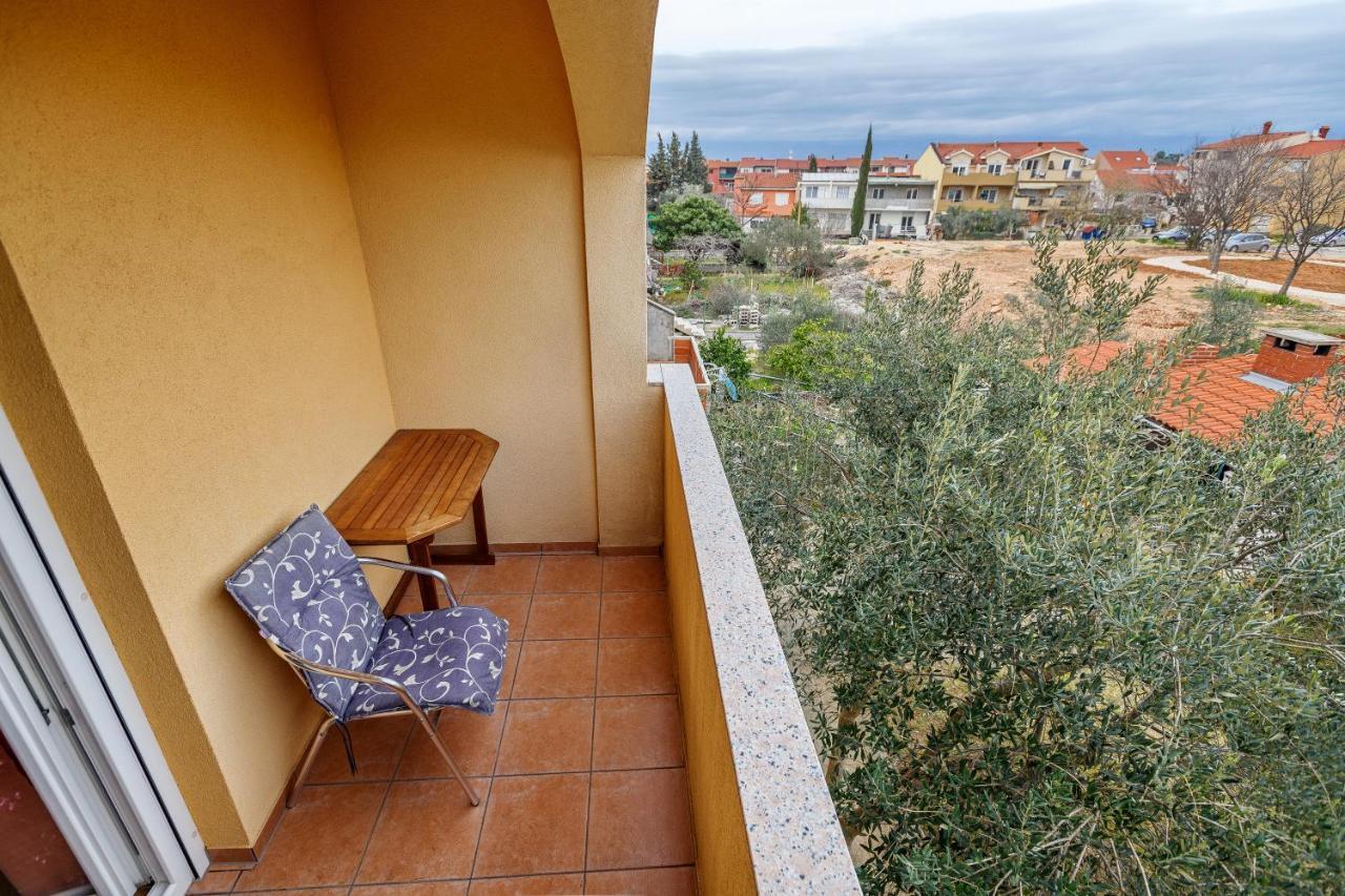 Comfort Apartments In Peaceful Area Zadar - With Garden ภายนอก รูปภาพ