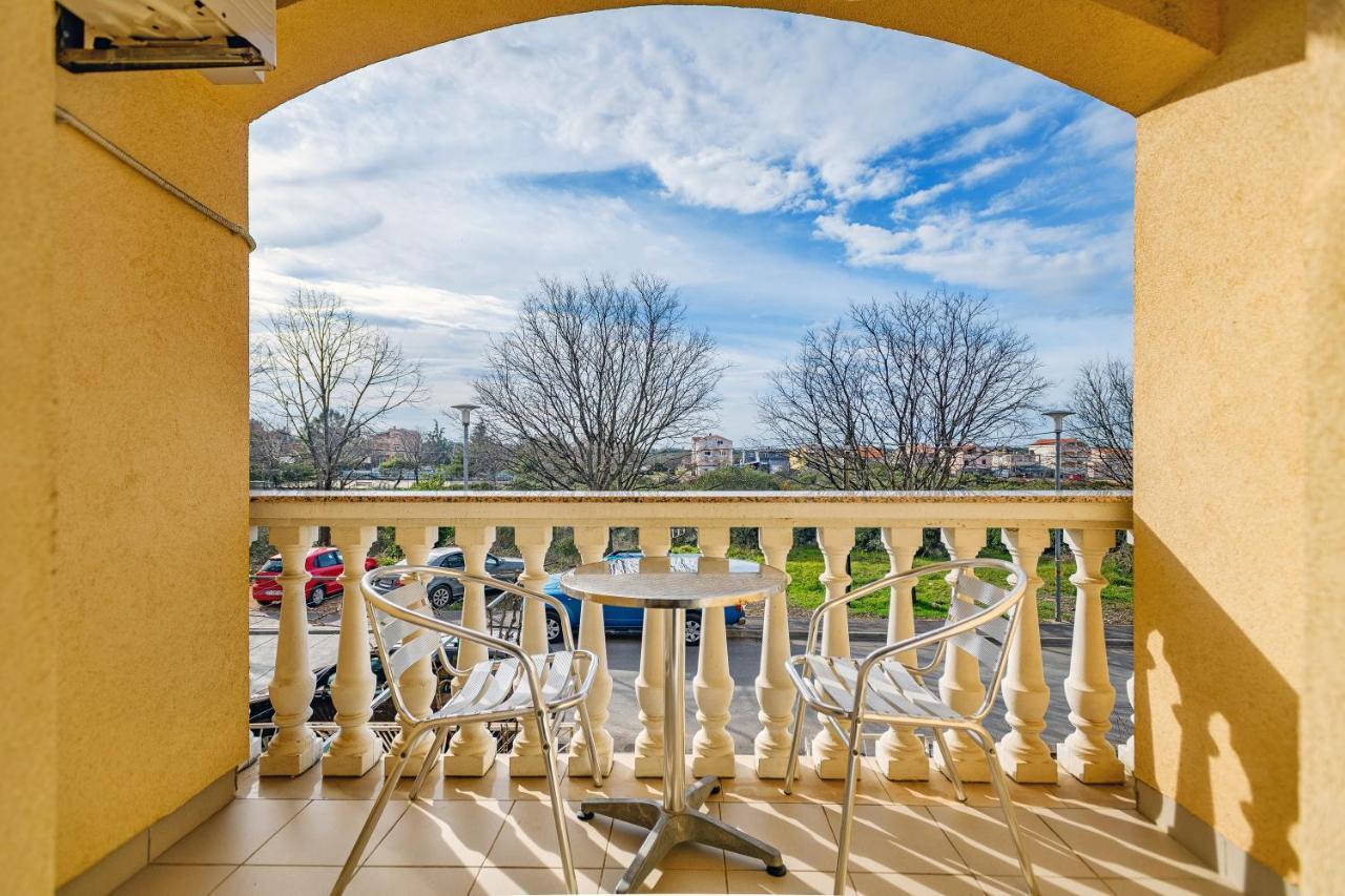 Comfort Apartments In Peaceful Area Zadar - With Garden ภายนอก รูปภาพ