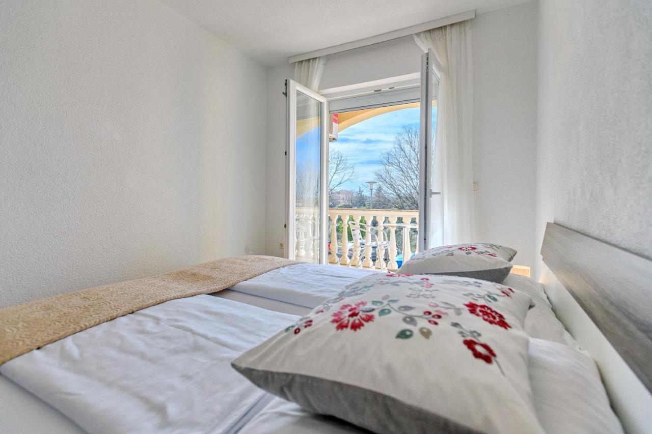 Comfort Apartments In Peaceful Area Zadar - With Garden ภายนอก รูปภาพ