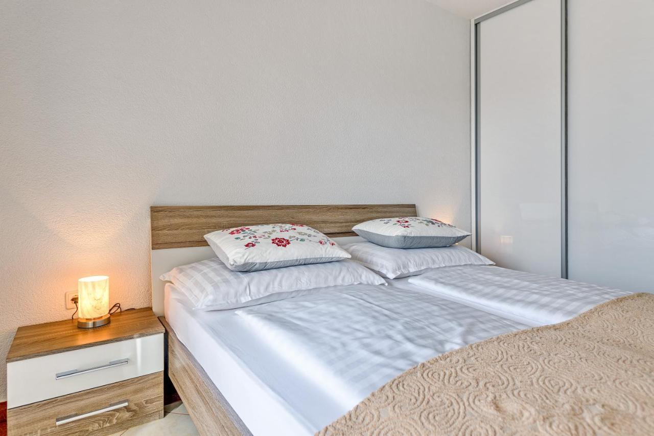 Comfort Apartments In Peaceful Area Zadar - With Garden ภายนอก รูปภาพ