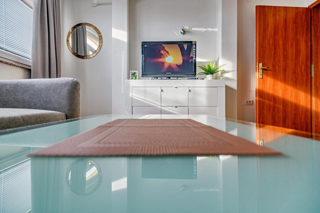 Comfort Apartments In Peaceful Area Zadar - With Garden ภายนอก รูปภาพ