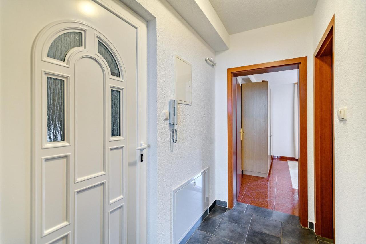 Comfort Apartments In Peaceful Area Zadar - With Garden ภายนอก รูปภาพ