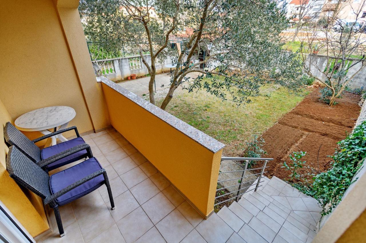 Comfort Apartments In Peaceful Area Zadar - With Garden ภายนอก รูปภาพ